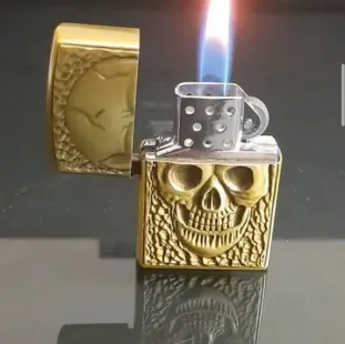 الولاعة الجمجمة الذهبى شعلة اتوماتيك (code3079)