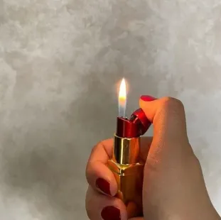 ولاعة روج حريمى تعمل بالغاز شعلة (code3169)