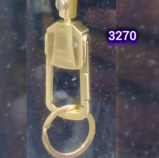 ميدالية مفاتيح معدنية تحفة (code3270)