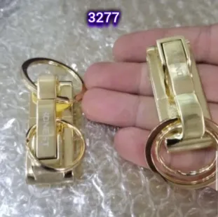 ميدالية مفاتيح هونست بجودة وكوالتى عالية (code3277)